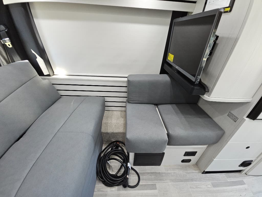 2026 Pleasure-Way 2026 Pleasure-Way Ontour - thumbnail 23