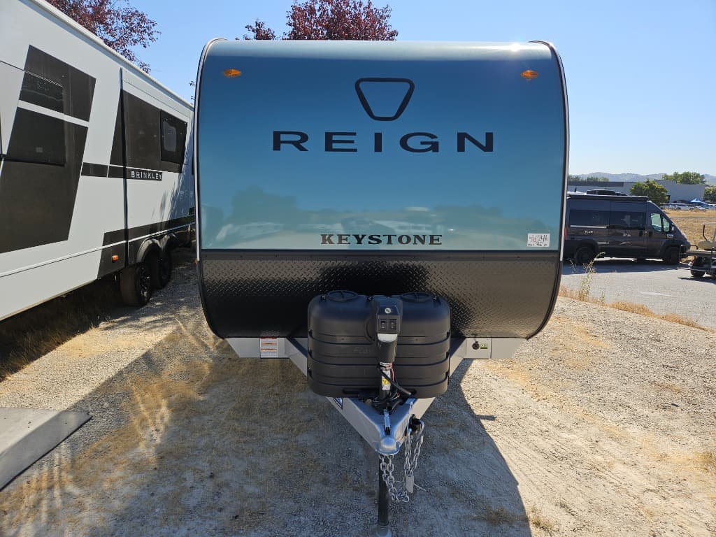 2026 Keystone RV 2026 Keystone RV Reign - thumbnail 6