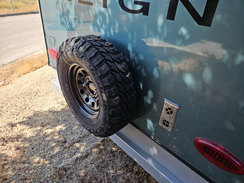 2026 Keystone RV 2026 Keystone RV Reign - thumbnail 15