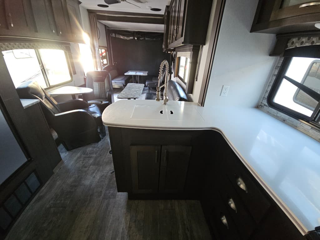 2020 Forest River RV 2020 Forest River RV Shockwave - thumbnail 32