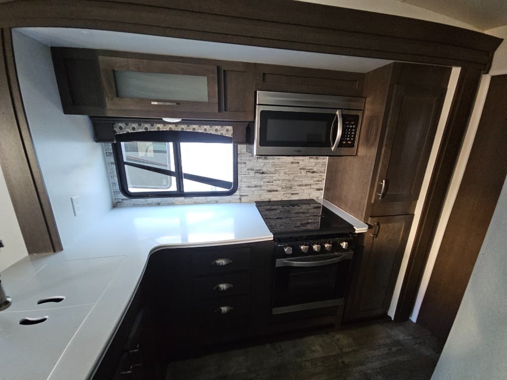 2020 Forest River RV 2020 Forest River RV Shockwave - thumbnail 35