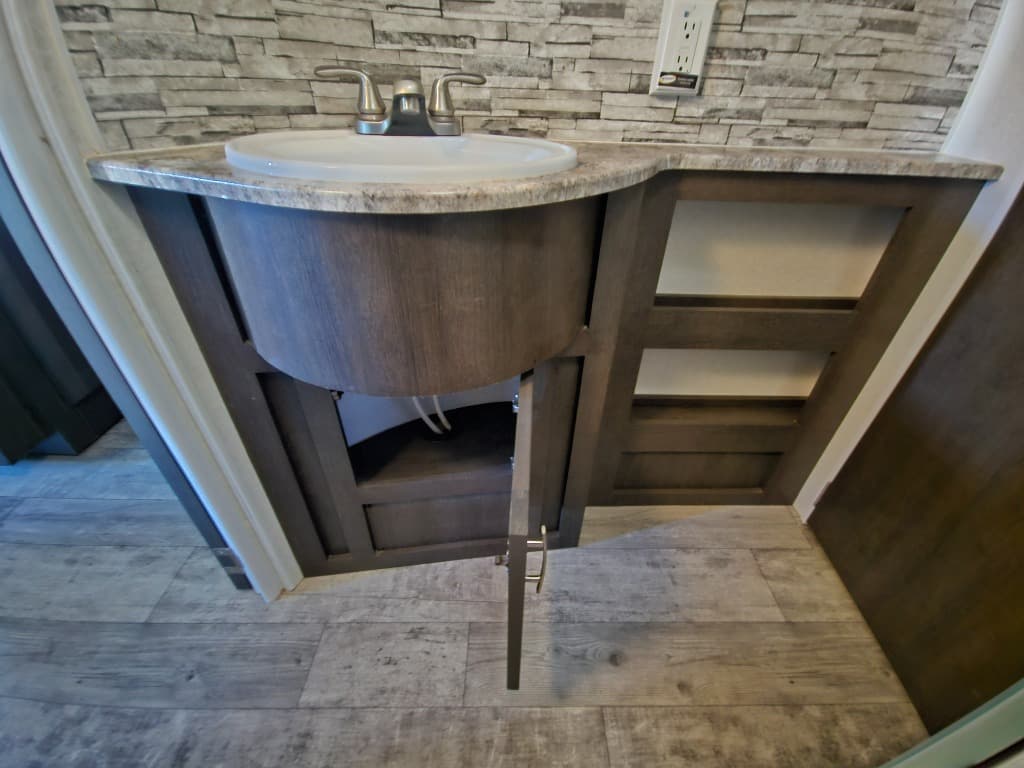 2020 Forest River RV 2020 Forest River RV Shockwave - thumbnail 57