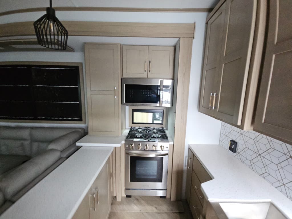 2026 Keystone RV 2026 Keystone RV Raptor - thumbnail 49