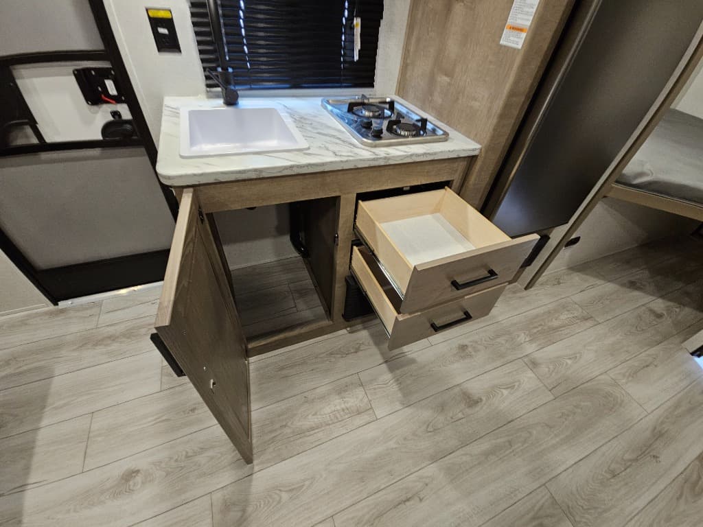 2025 Keystone RV 2025 Keystone RV Springdale Classic Mini - thumbnail 18