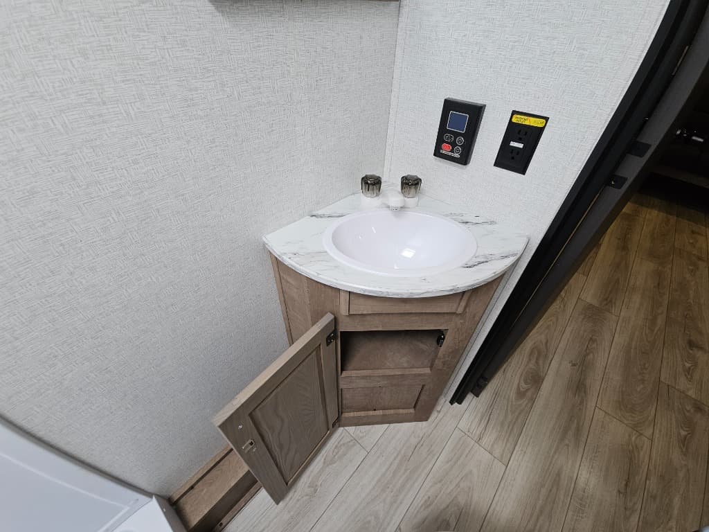 2025 Keystone RV 2025 Keystone RV Springdale Classic Mini - thumbnail 30