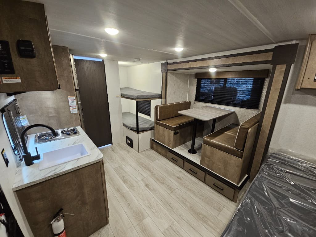 2025 Keystone RV 2025 Keystone RV Springdale Classic Mini - thumbnail 8