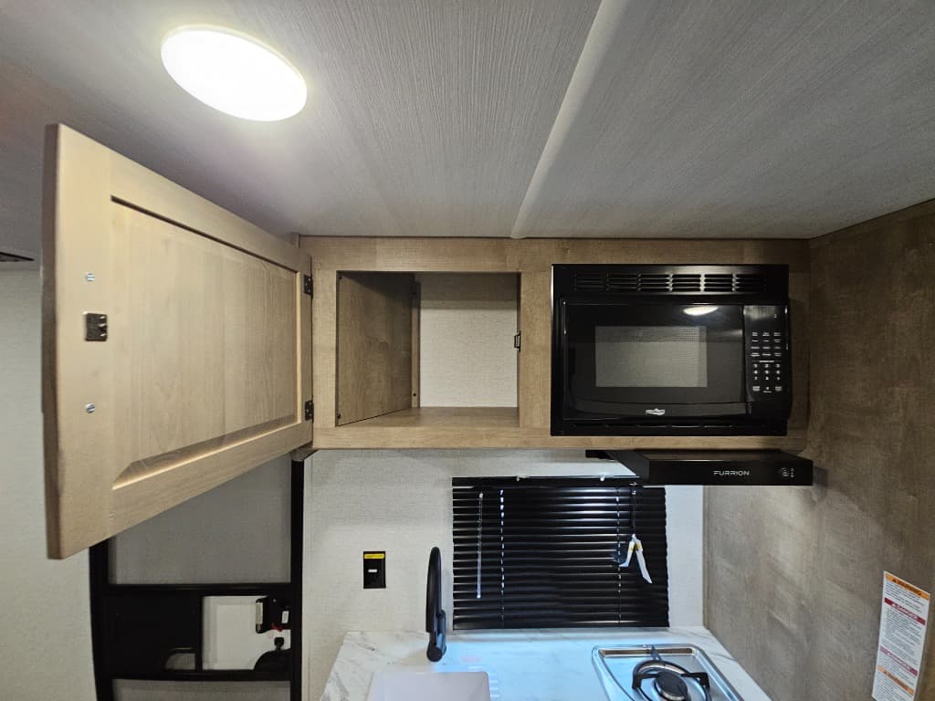 2025 Keystone RV 2025 Keystone RV Springdale Classic Mini - thumbnail 13