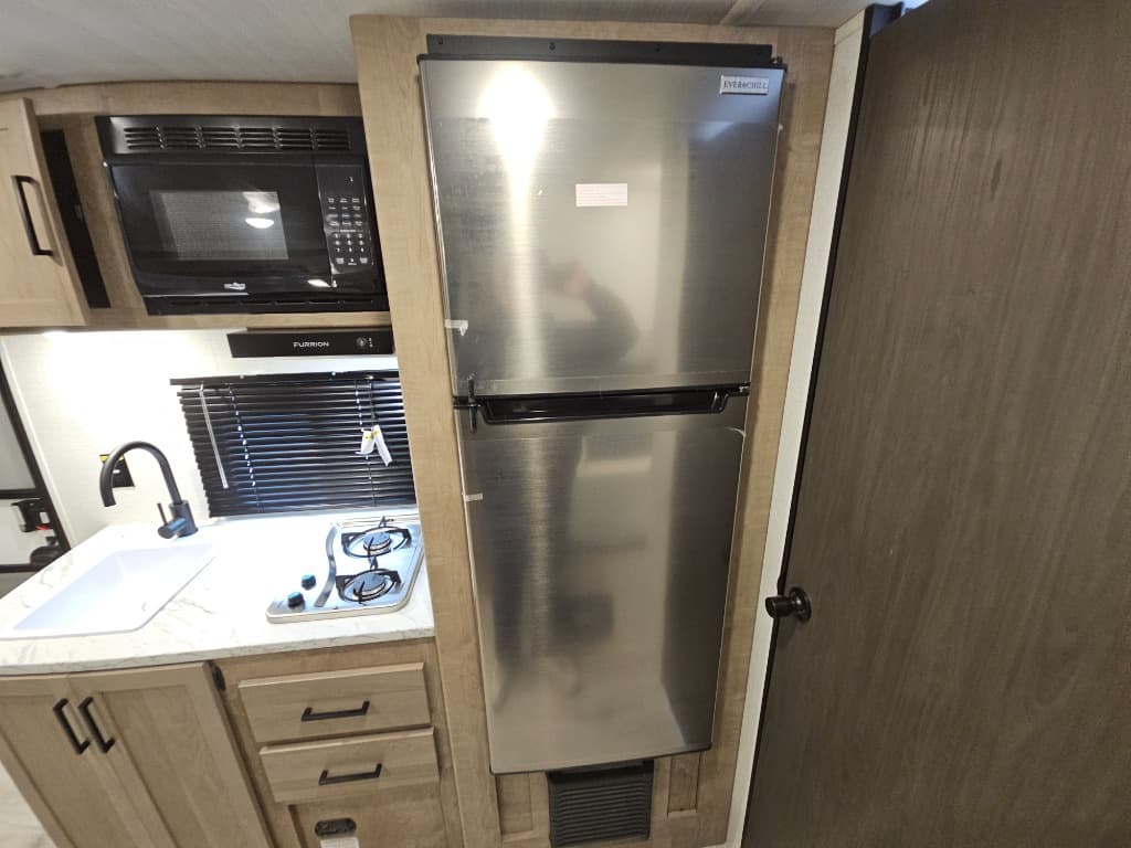 2025 Keystone RV 2025 Keystone RV Springdale Classic Mini - thumbnail 19