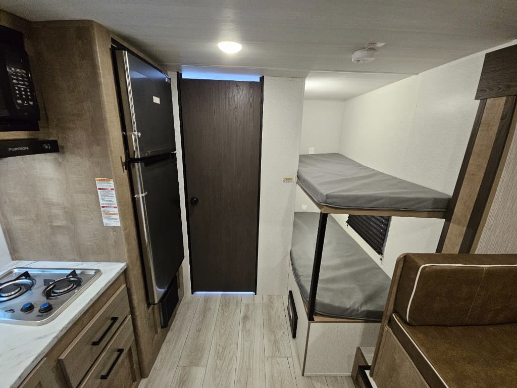 2025 Keystone RV 2025 Keystone RV Springdale Classic Mini - thumbnail 21