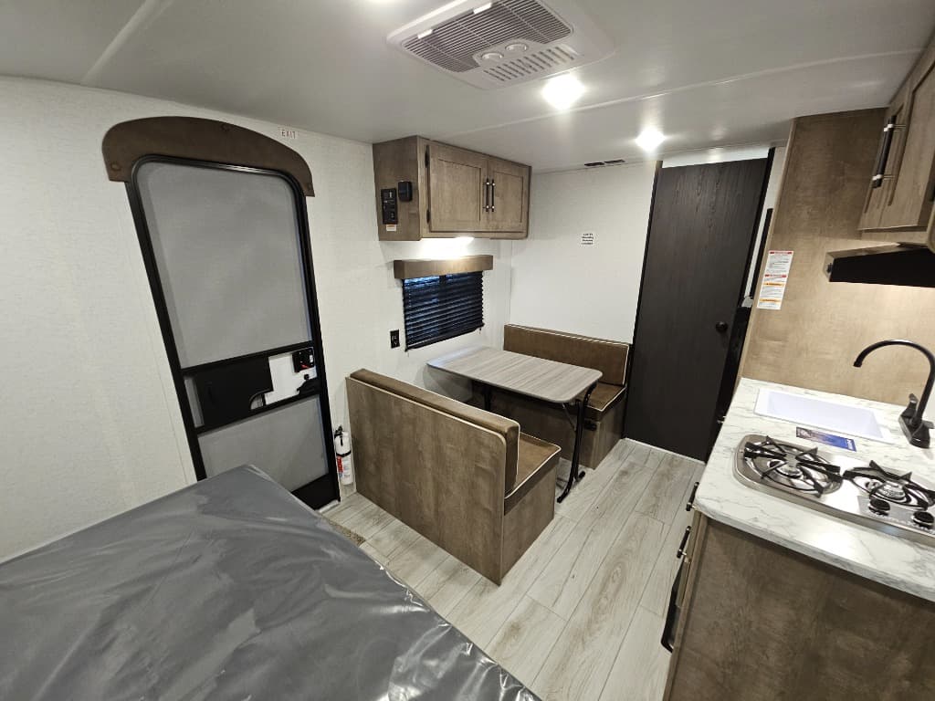 2025 Keystone RV 2025 Keystone RV Springdale - thumbnail 10