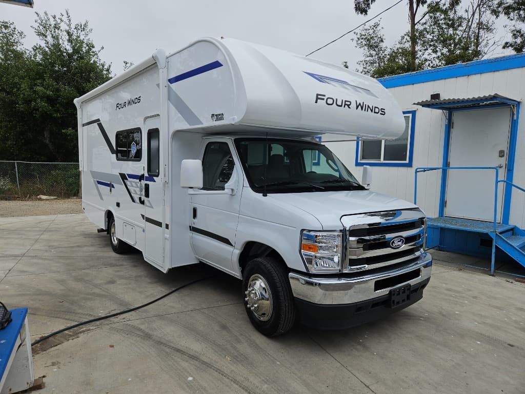 2026 Thor Motor Coach Four Winds 22Z