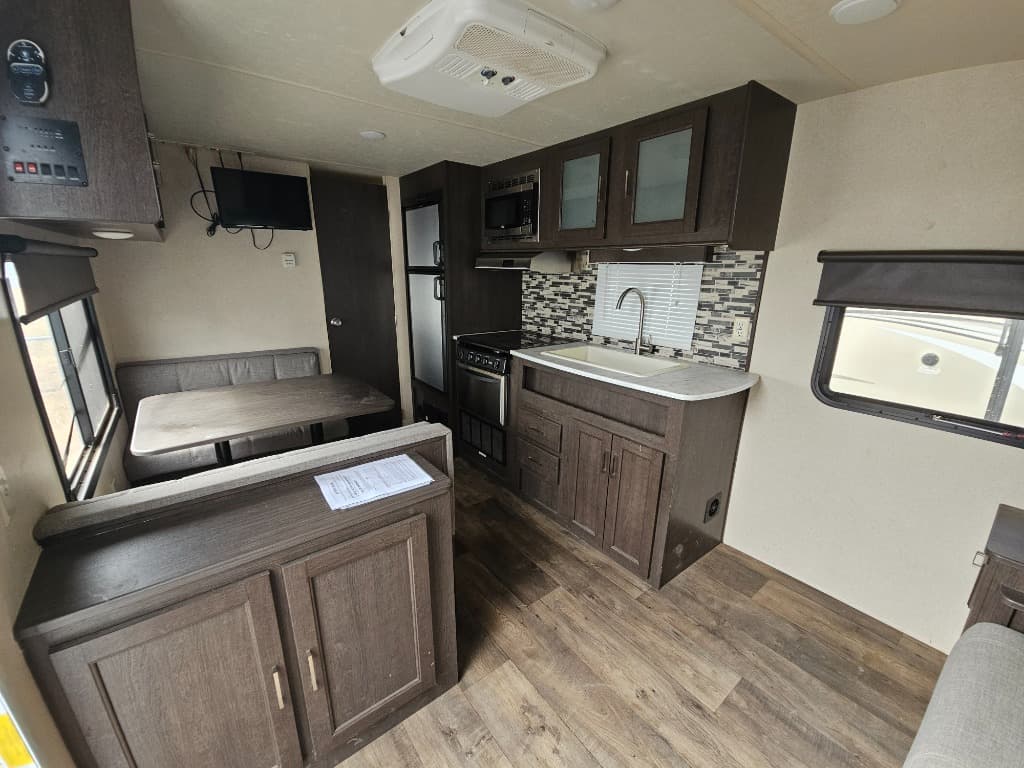 2019 Forest River 2019 Forest River Wildwood X-Lite - thumbnail 7