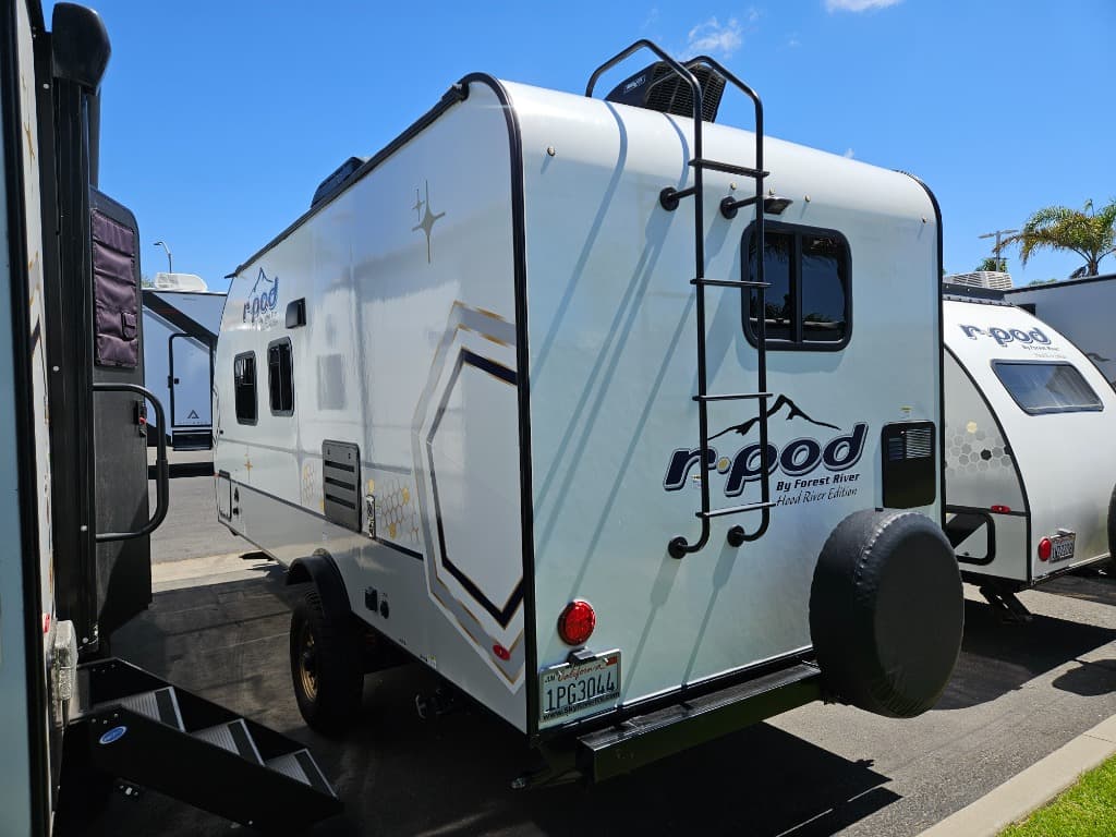 2024 Forest River 2024 Forest River R-Pod - thumbnail 5