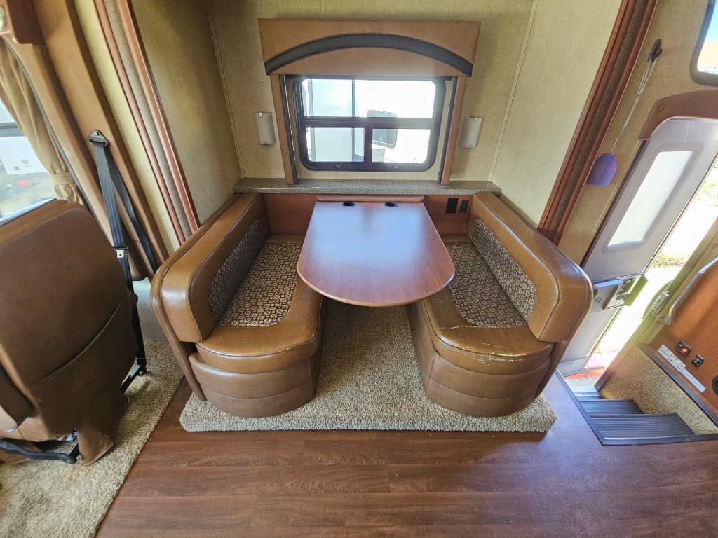 2014 Jayco 2014 Jayco Precept - thumbnail 9