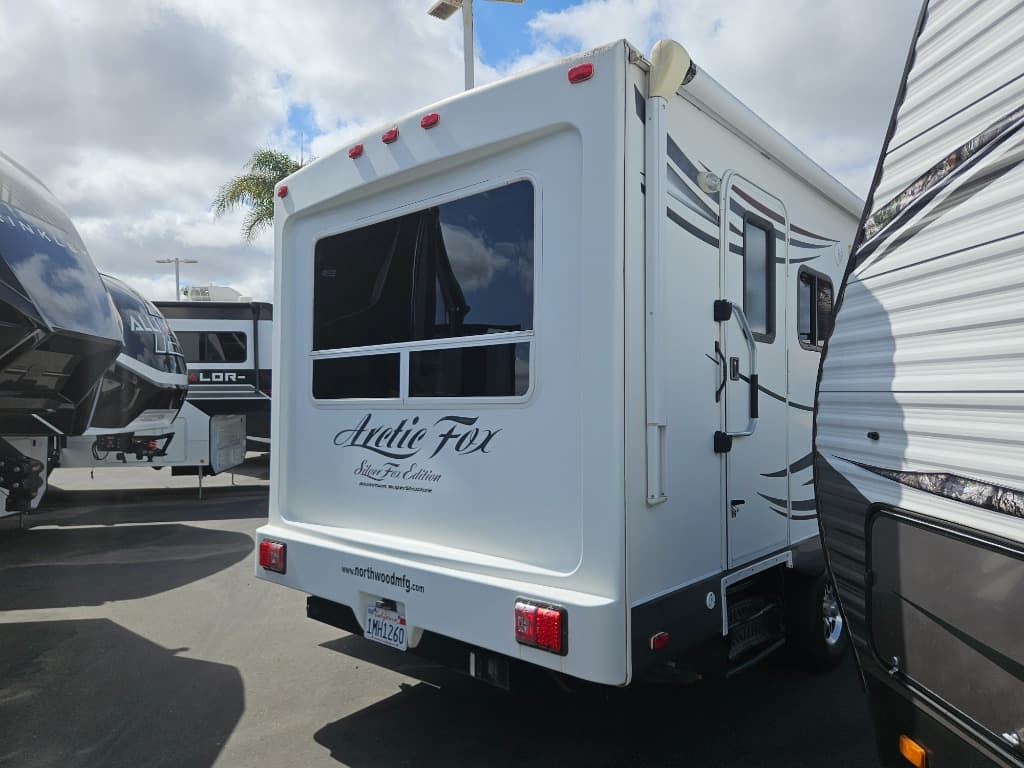 2014 Northwood 2014 Northwood Artic Fox Silver Fox - thumbnail 2