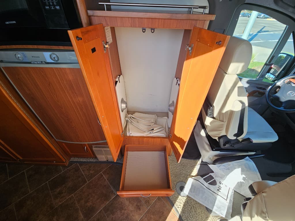 2008 Great West 2008 Great West Legend - thumbnail 9