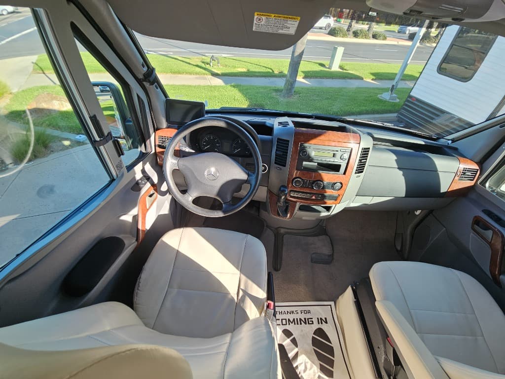 2008 Great West 2008 Great West Legend - thumbnail 16