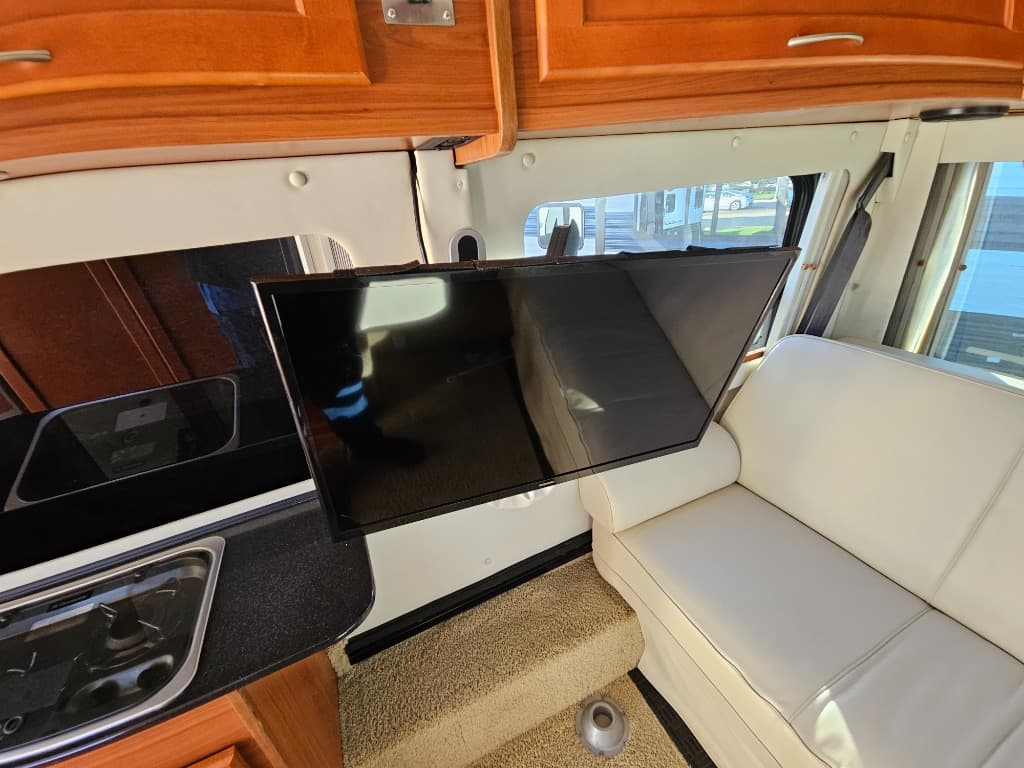 2008 Great West 2008 Great West Legend - thumbnail 21