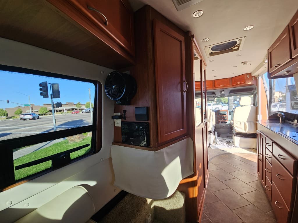 2008 Great West 2008 Great West Legend - thumbnail 26