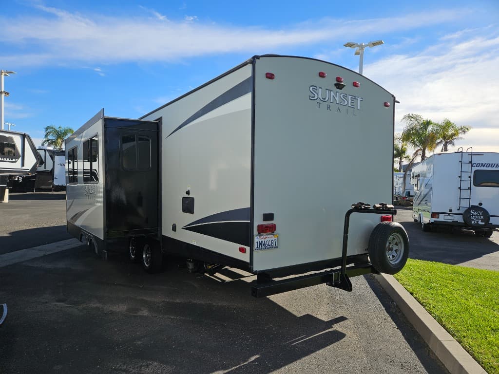 2017 CrossRoads 2017 CrossRoads Sunset Trail Grand Reserve - thumbnail 4