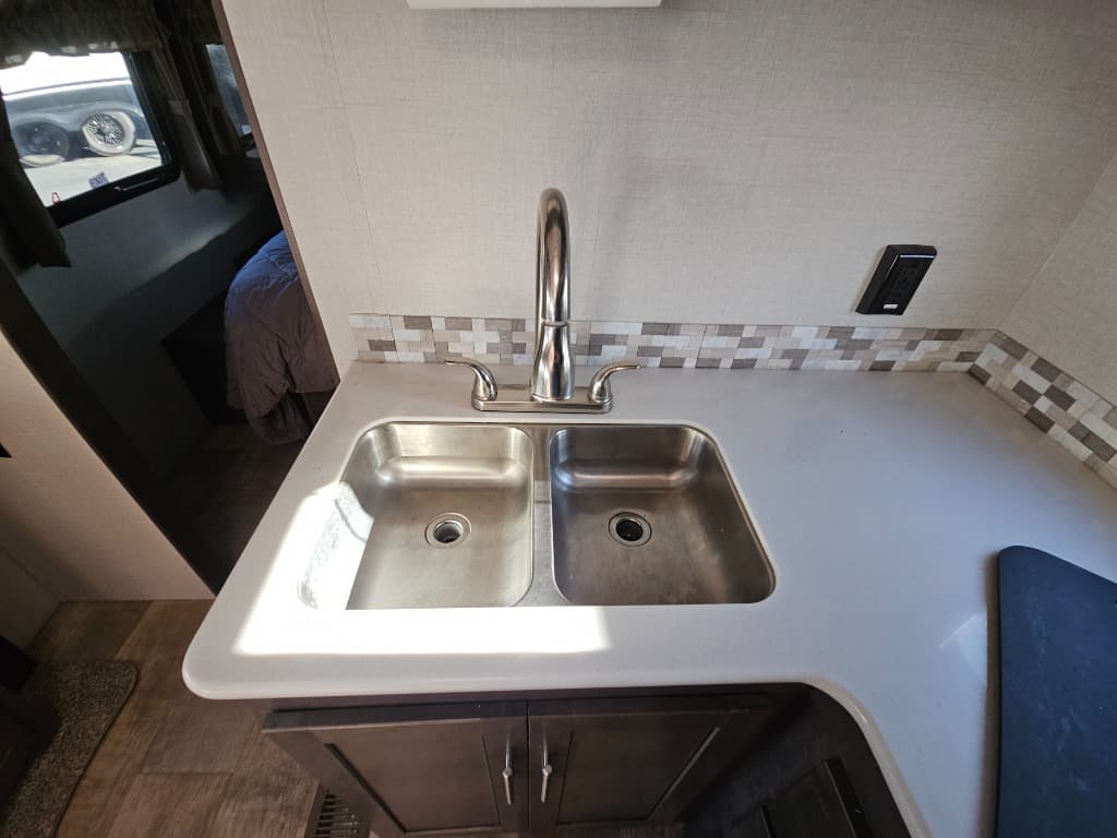 2017 CrossRoads 2017 CrossRoads Sunset Trail Grand Reserve - thumbnail 13