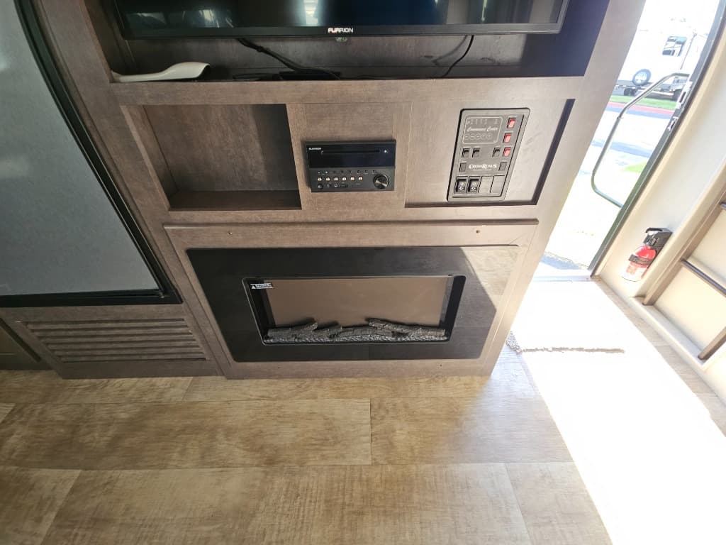 2017 CrossRoads 2017 CrossRoads Sunset Trail Grand Reserve - thumbnail 24