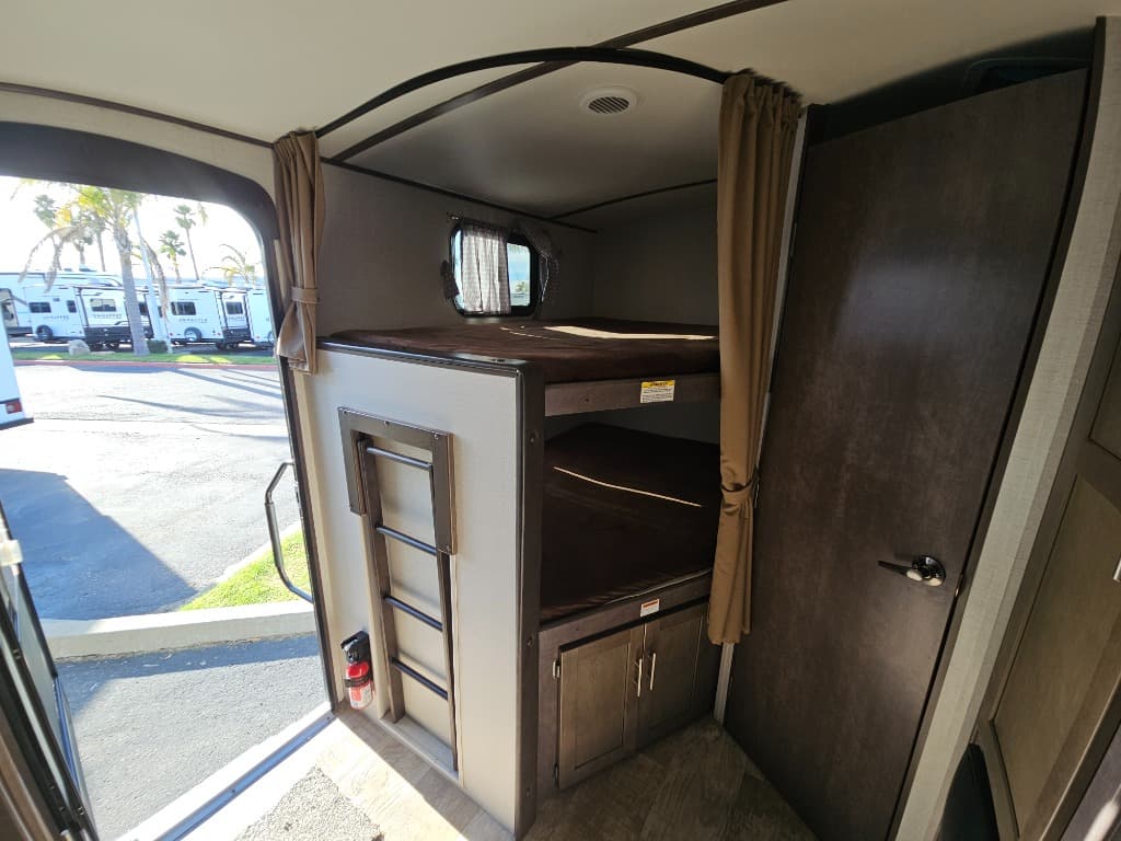 2017 CrossRoads 2017 CrossRoads Sunset Trail Grand Reserve - thumbnail 28