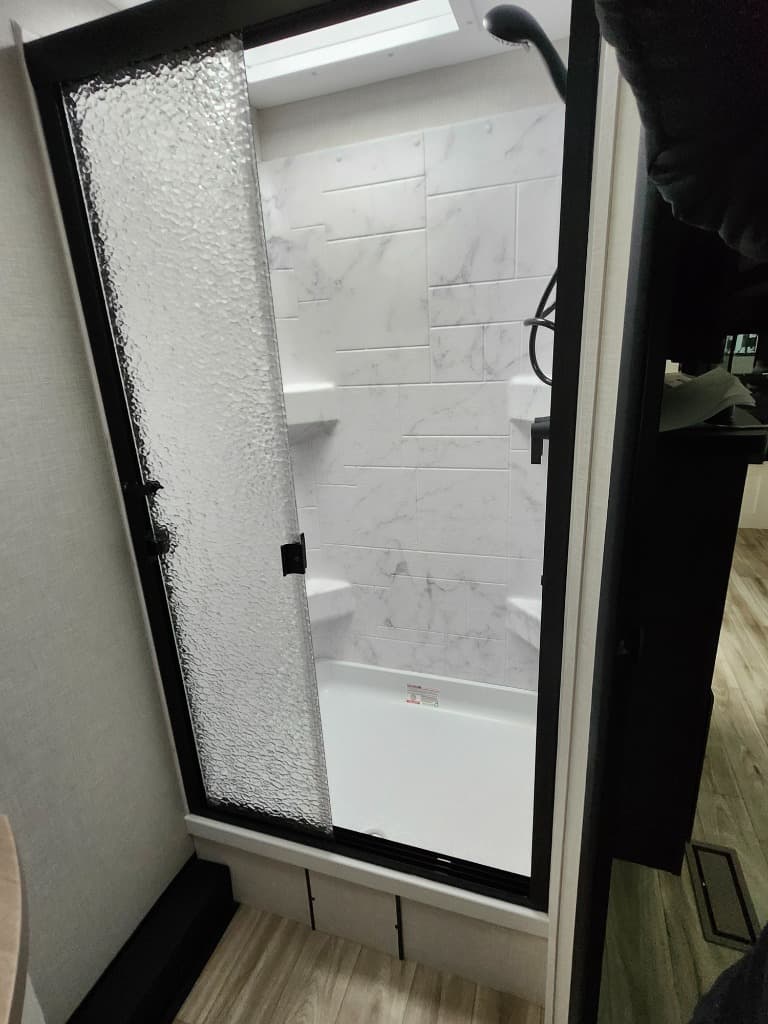 2026 Venture RV 2026 Venture RV SportTrek Touring Edition - thumbnail 32