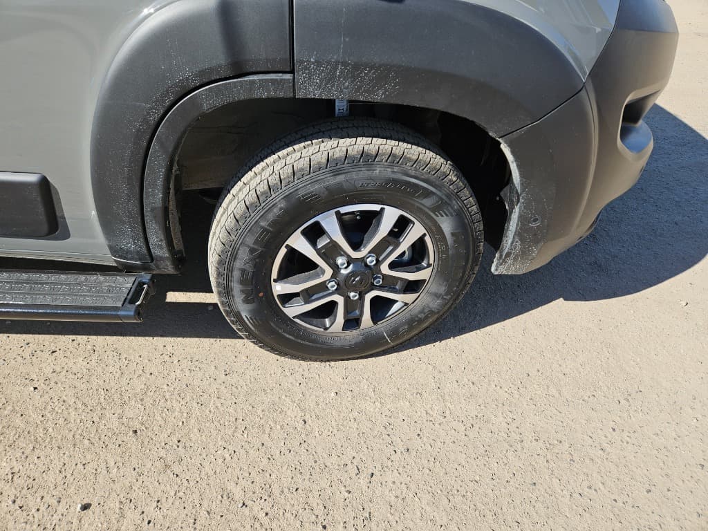 2025 Winnebago 2025 Winnebago Travato - thumbnail 42