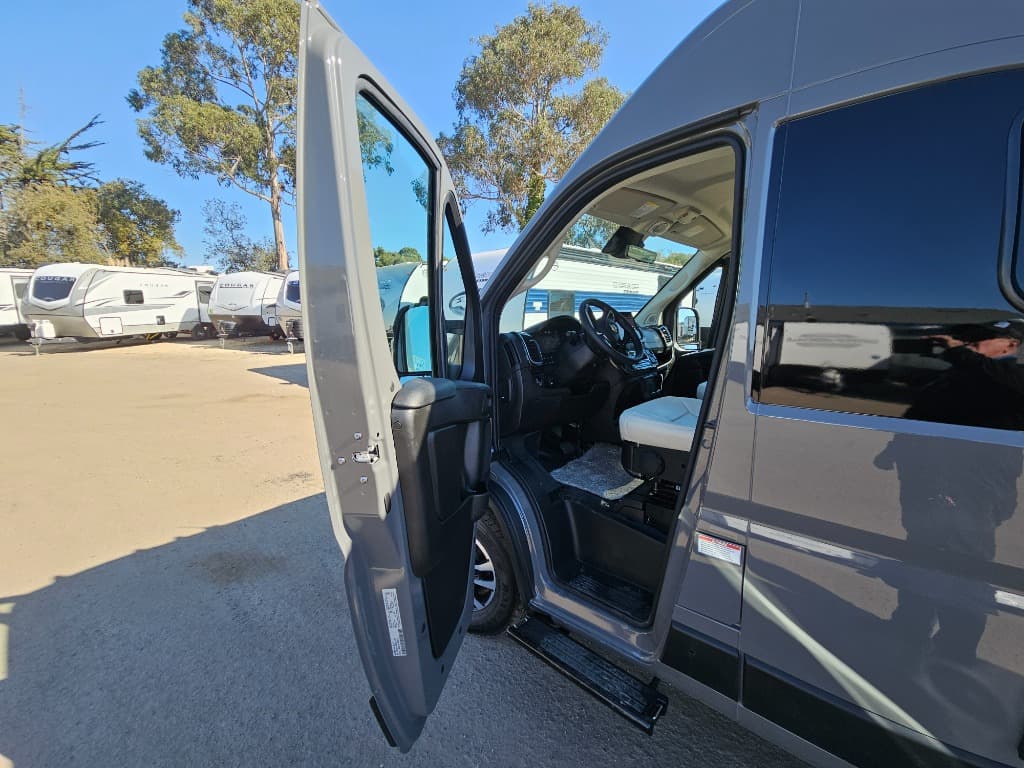 2025 Winnebago 2025 Winnebago Travato - thumbnail 49