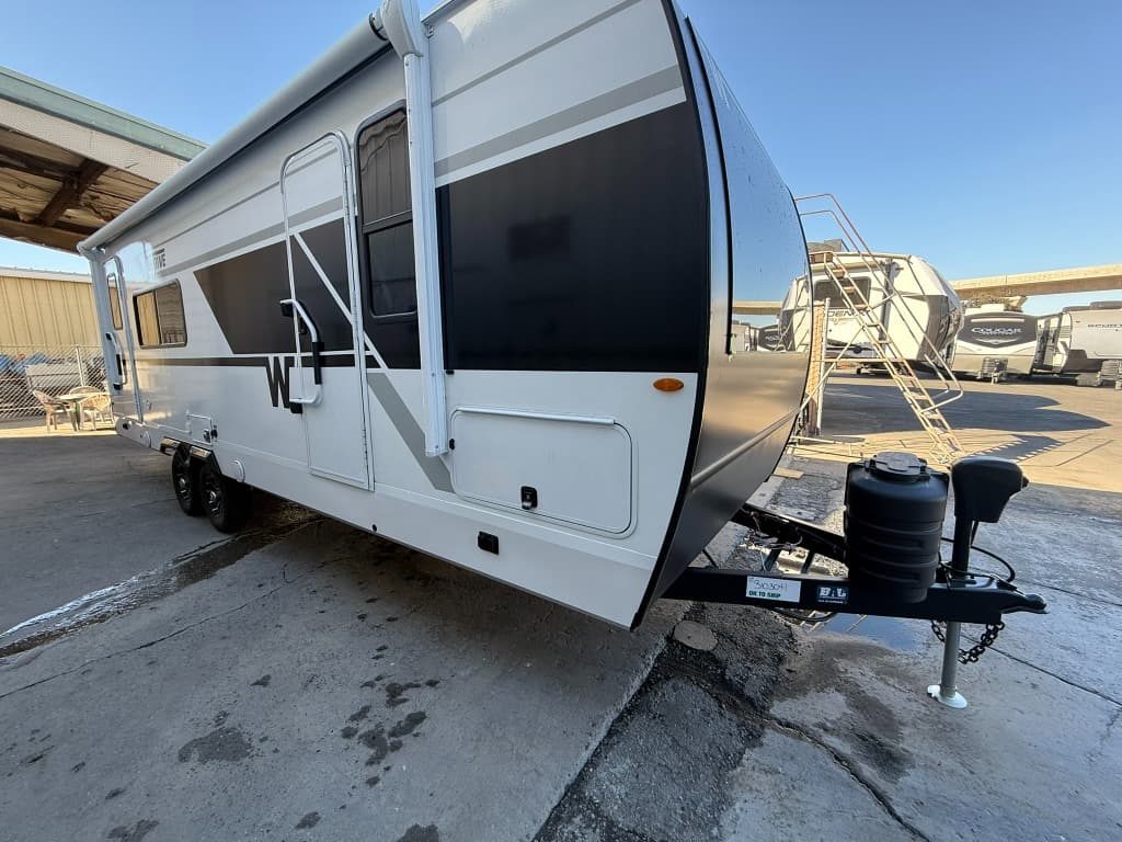 2026 Winnebago Thrive 24RKS