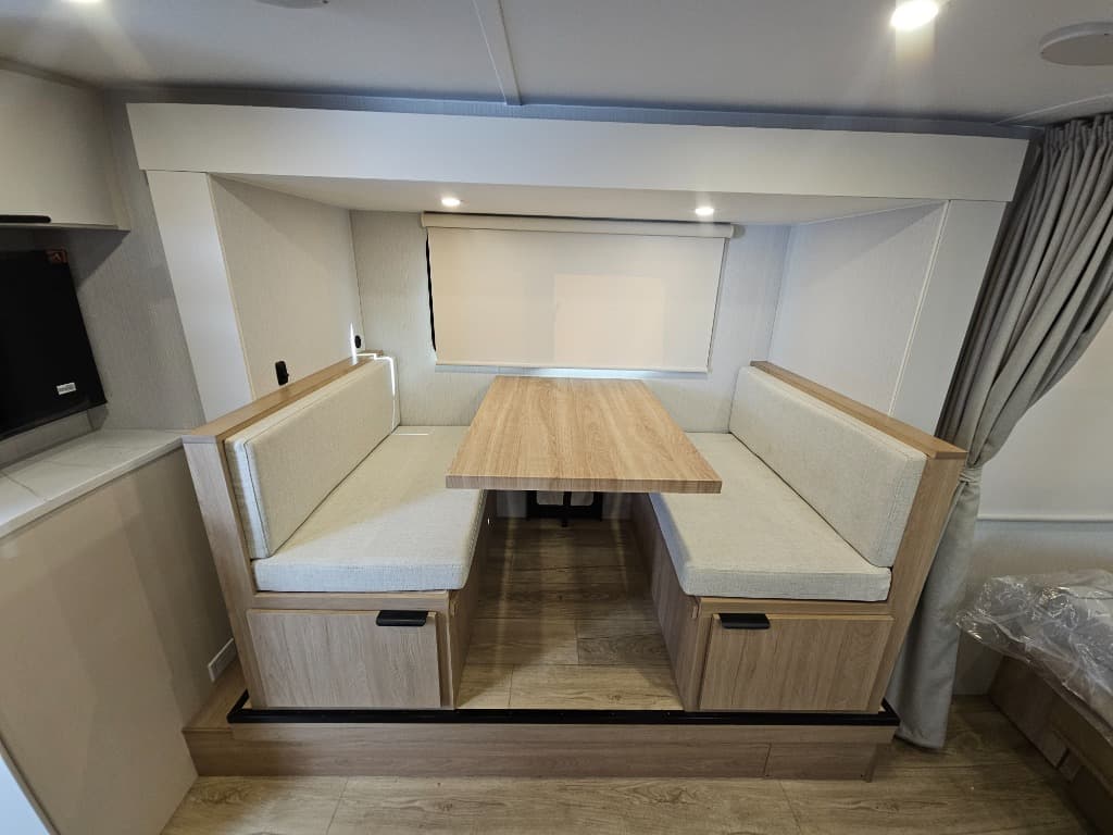 2026 Winnebago 2026 Winnebago Micro Minnie - thumbnail 16