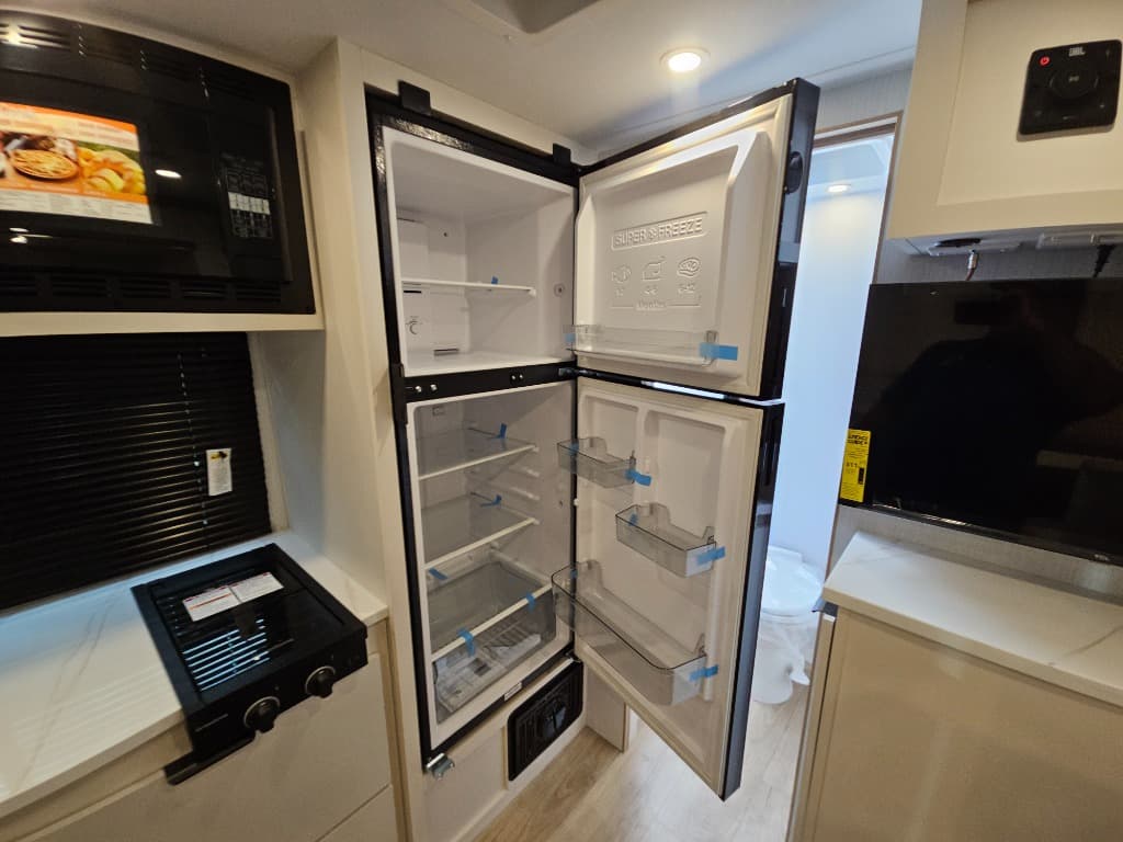 2026 Winnebago 2026 Winnebago Micro Minnie - thumbnail 24