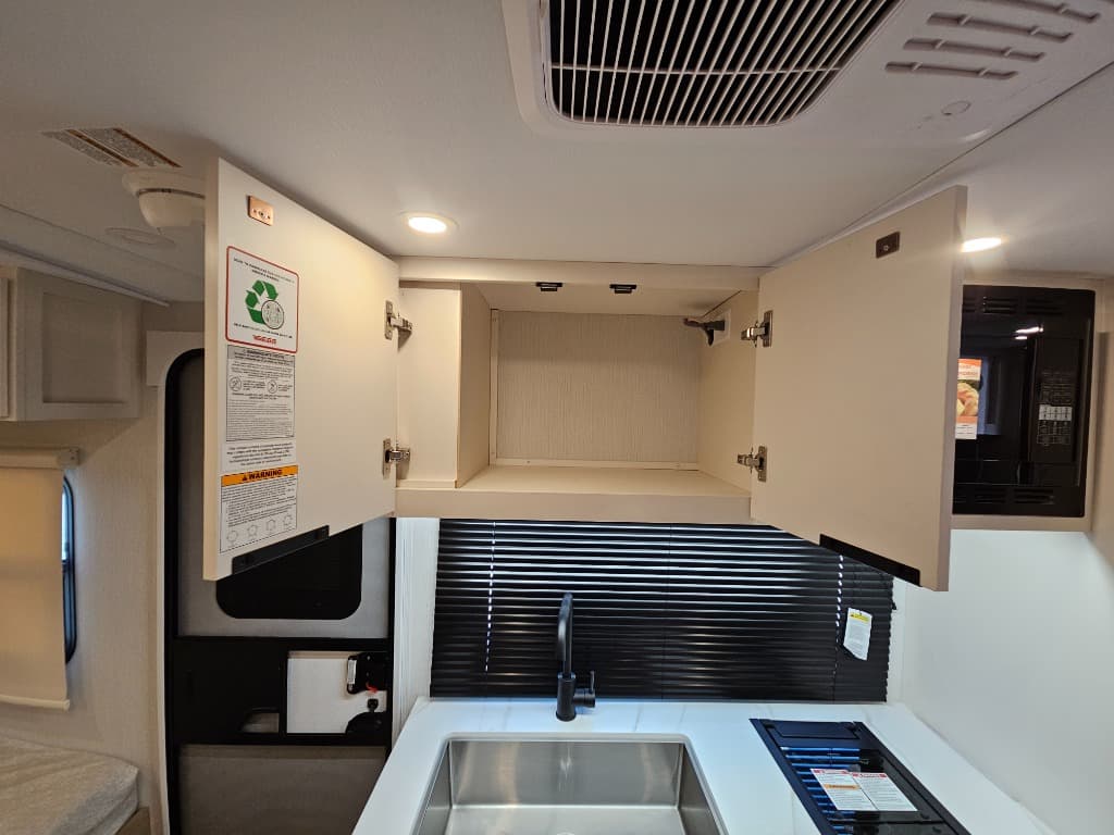 2026 Winnebago 2026 Winnebago Micro Minnie - thumbnail 21