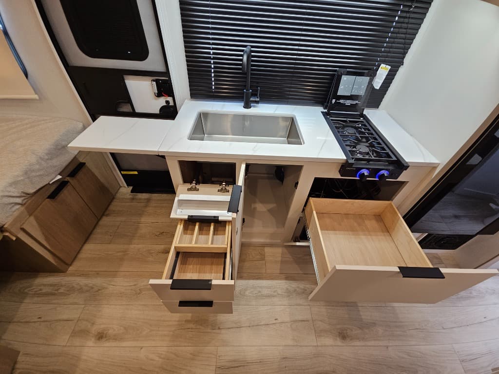 2026 Winnebago 2026 Winnebago Micro Minnie - thumbnail 24