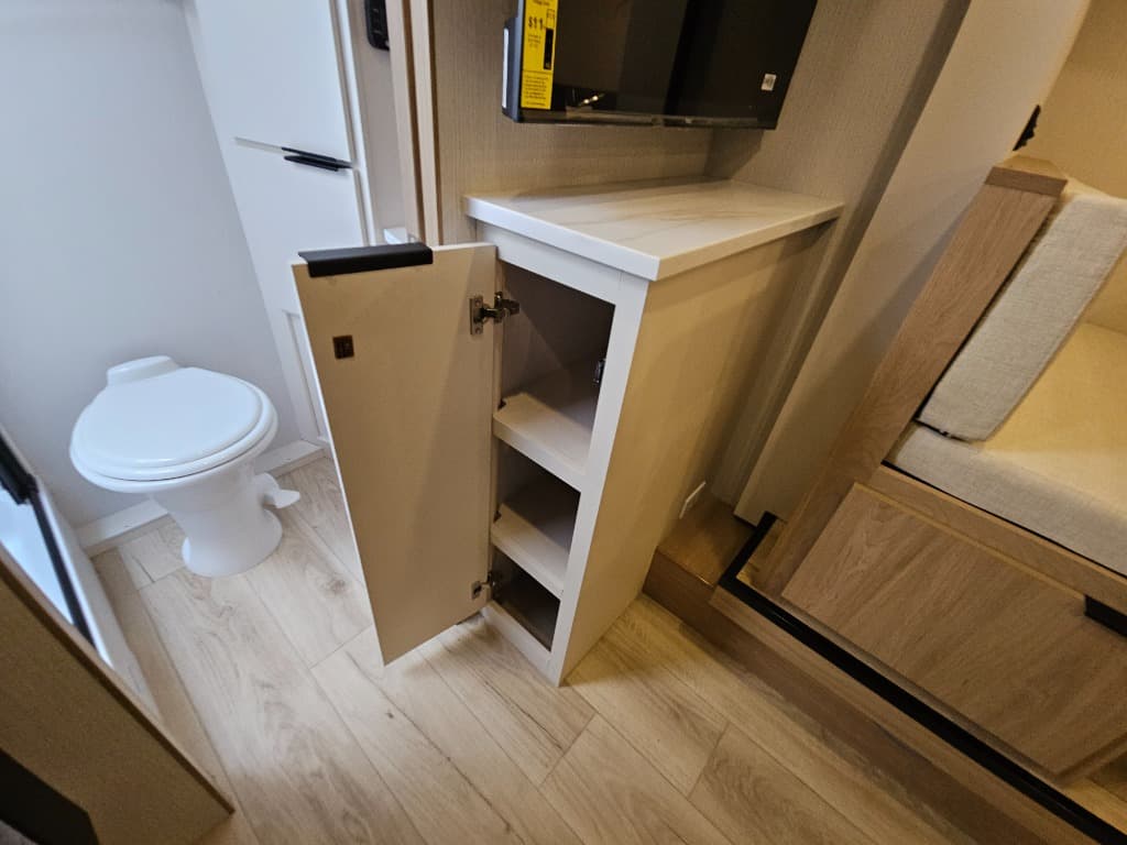 2026 Winnebago 2026 Winnebago Micro Minnie - thumbnail 16