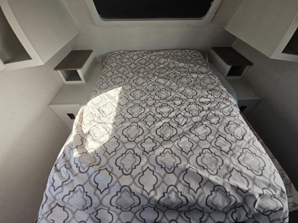 2022 Dutchmen 2022 Dutchmen Astoria - thumbnail 28