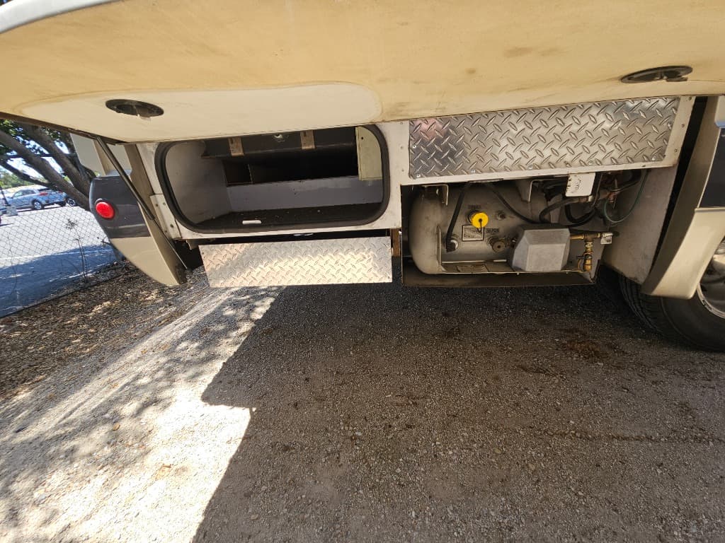 2009 Coachmen 2009 Coachmen Prism - thumbnail 12