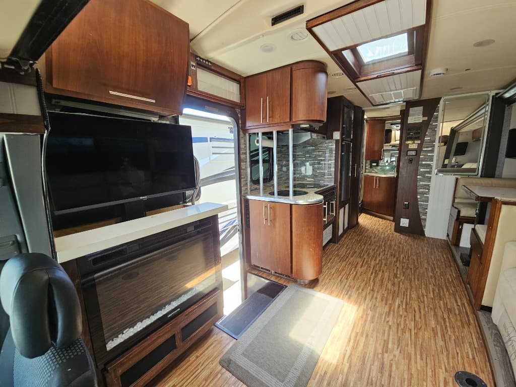 2009 Coachmen 2009 Coachmen Prism - thumbnail 20