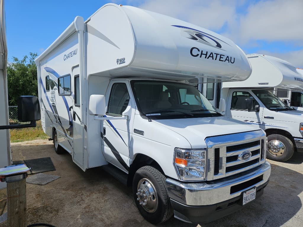2022 Thor Motor Coach Chateau 25M