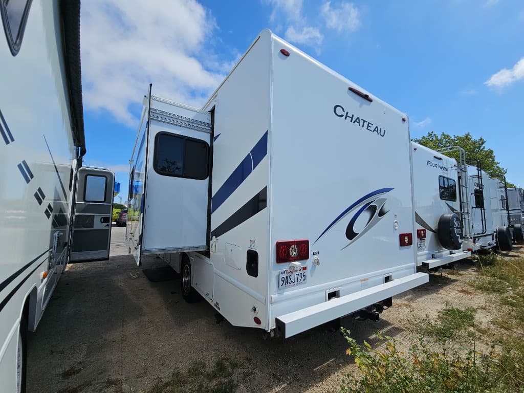 2022 Thor Motor Coach 2022 Thor Motor Coach Chateau - thumbnail 4