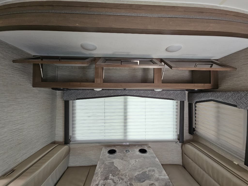 2022 Thor Motor Coach 2022 Thor Motor Coach Chateau - thumbnail 12