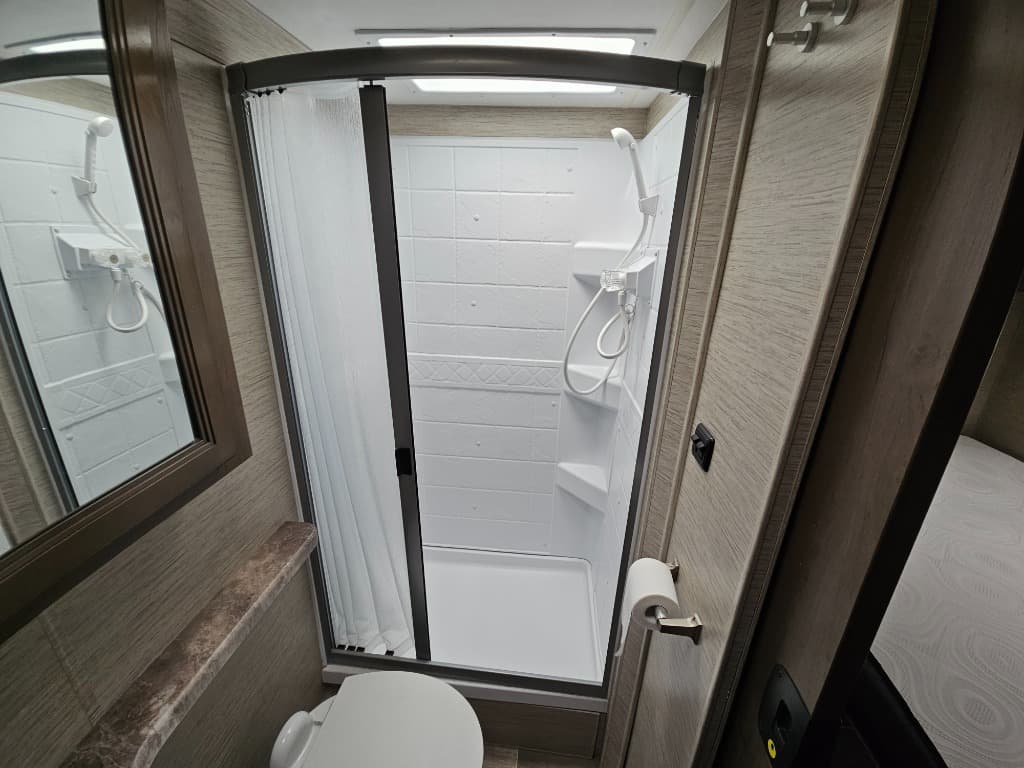 2022 Thor Motor Coach 2022 Thor Motor Coach Chateau - thumbnail 18