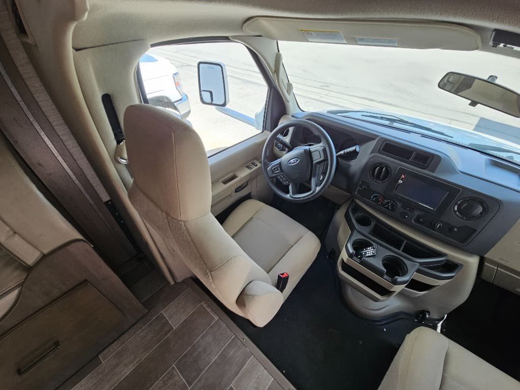 2022 Thor Motor Coach 2022 Thor Motor Coach Chateau - thumbnail 41