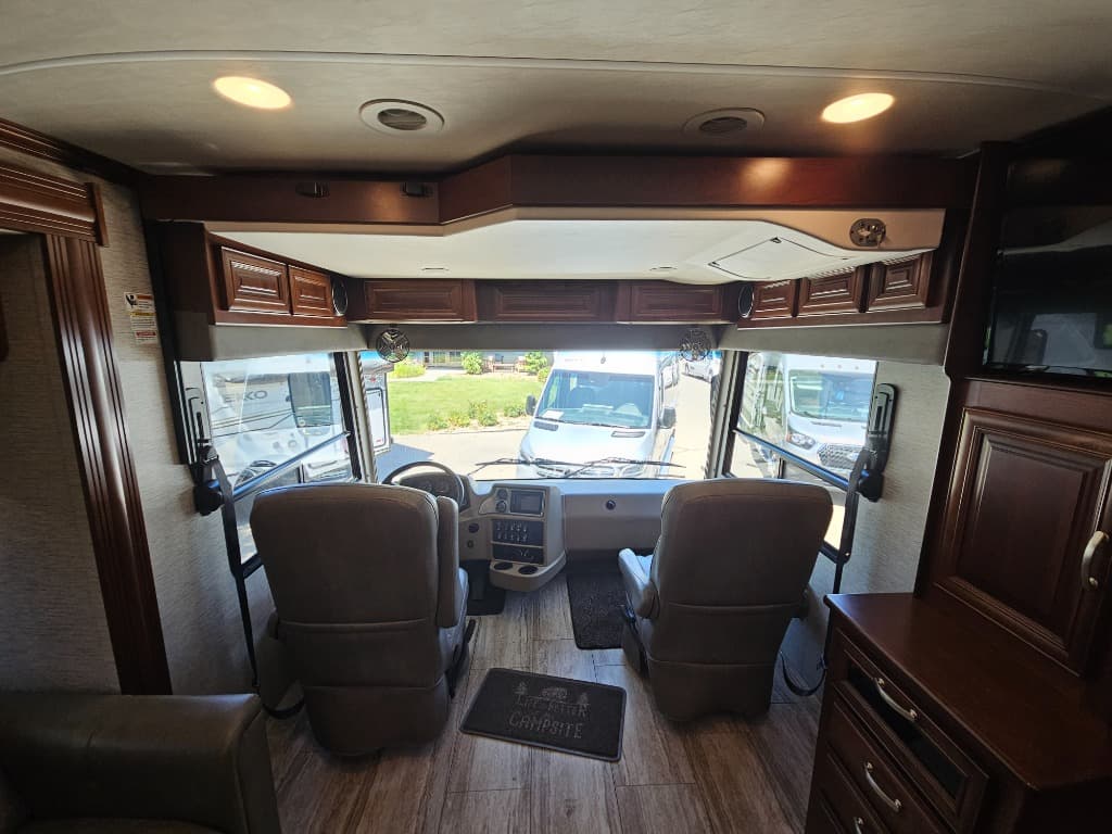 2019 Forest River 2019 Forest River Legacy SR - thumbnail 46