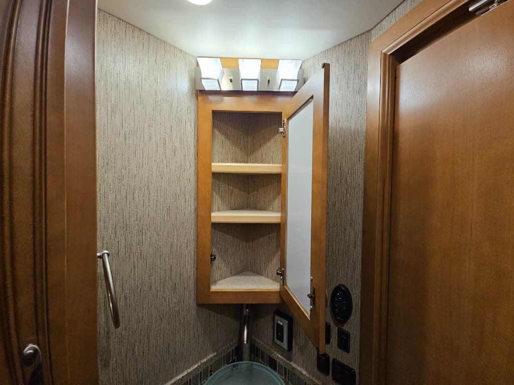 2015 Newmar 2015 Newmar Ventana - thumbnail 35