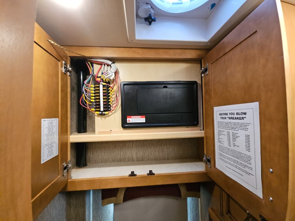 2015 Newmar 2015 Newmar Ventana - thumbnail 39