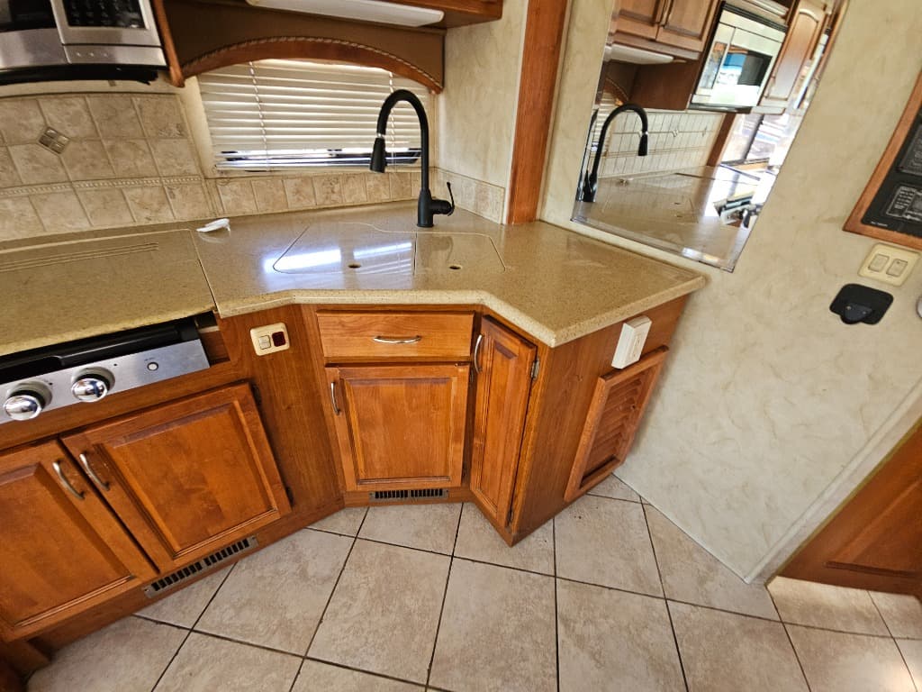 2008 Monaco RV 2008 Monaco RV Diplomat - thumbnail 24