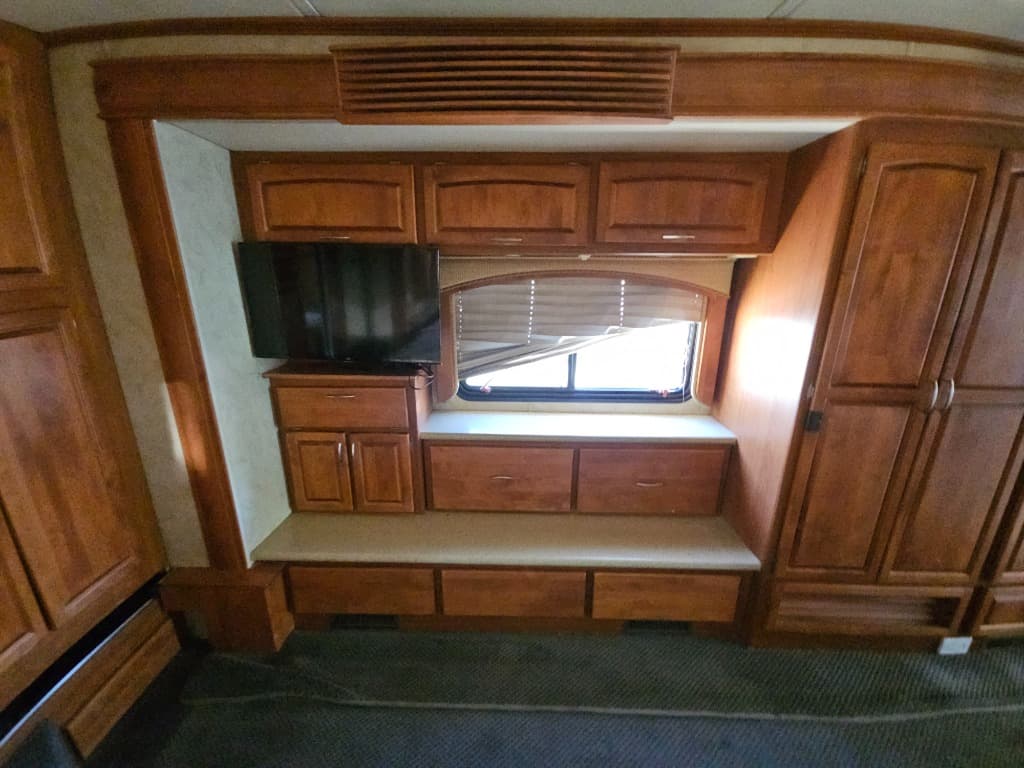 2008 Monaco RV 2008 Monaco RV Diplomat - thumbnail 37