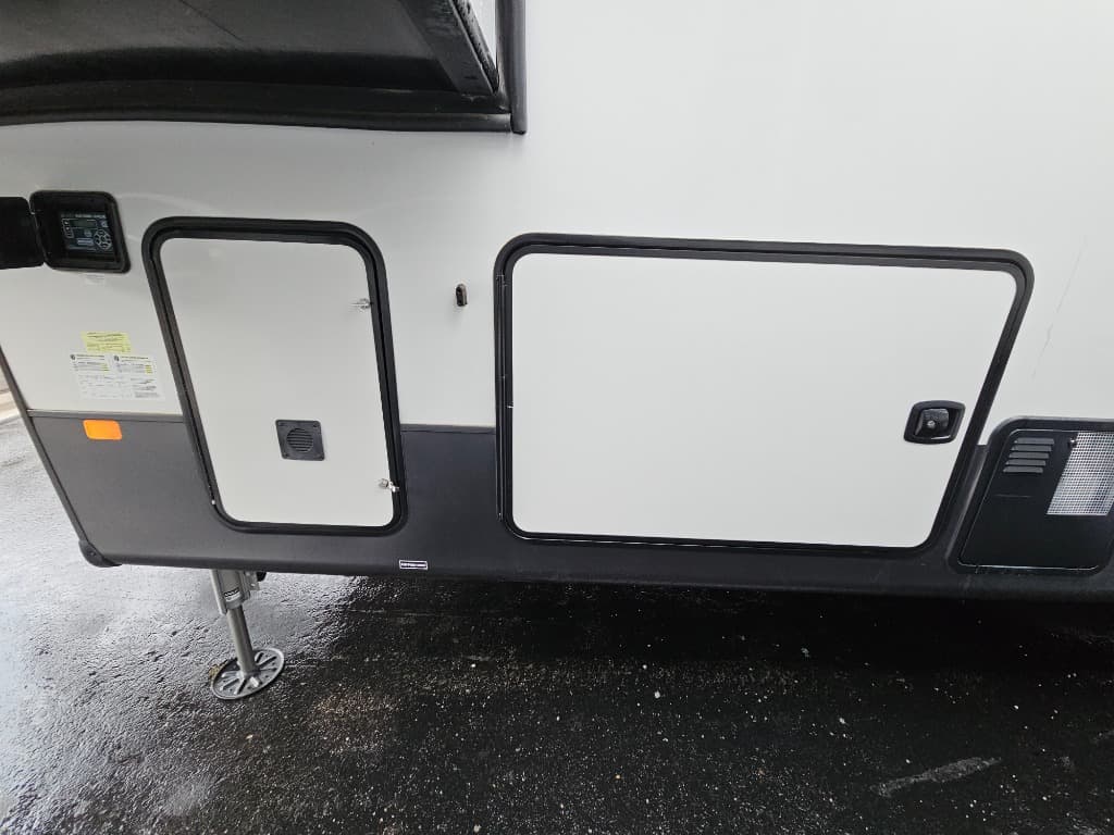 2022 Forest River 2022 Forest River Cedar Creek - thumbnail 56